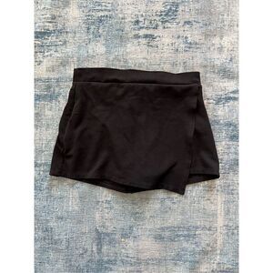 Charlotte Russe Black Zippered Back Skort Size Small